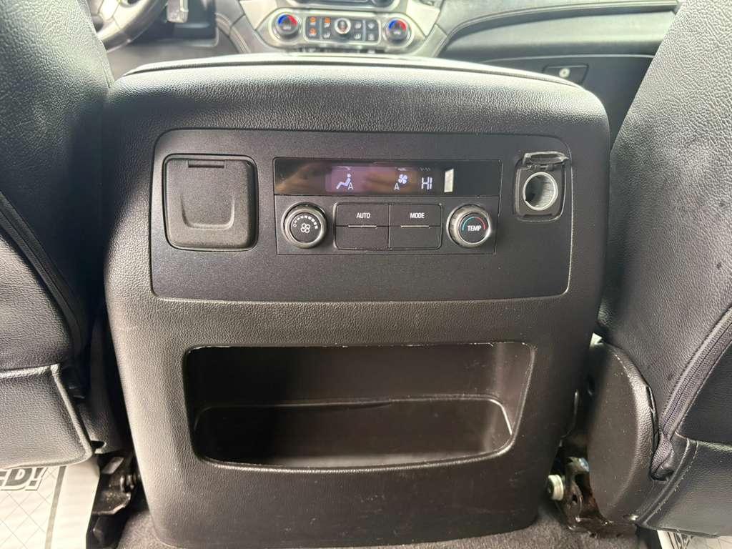 Chevrolet Suburban 4WD 4dr LS 2020