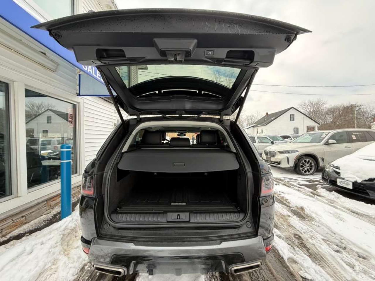 Land Rover Range Rover Sport Turbo i6 MHEV HSE 2020