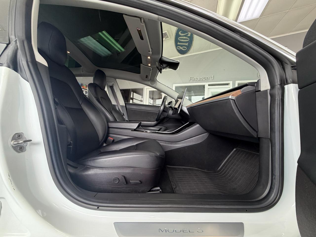 Tesla Model 3 Long Range Battery AWD 2018