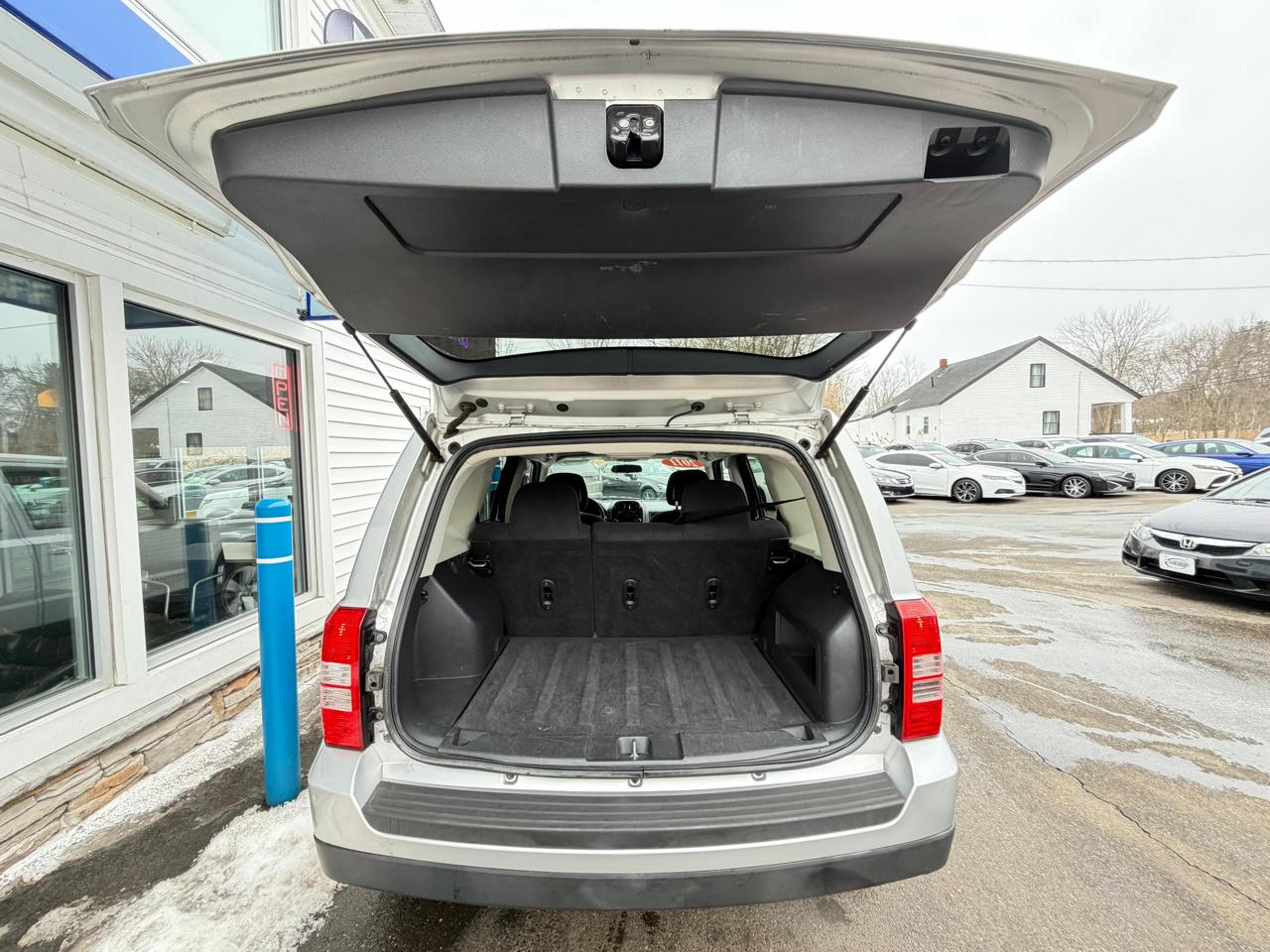 Jeep Patriot 4WD 4dr Latitude 2011