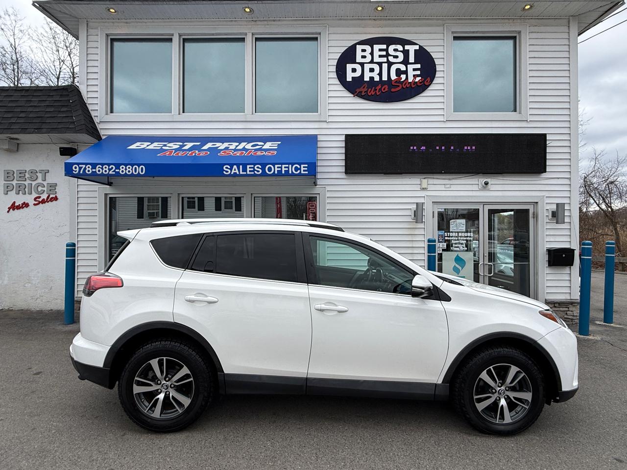 Toyota RAV4 AWD 4dr XLE (Natl) 2016