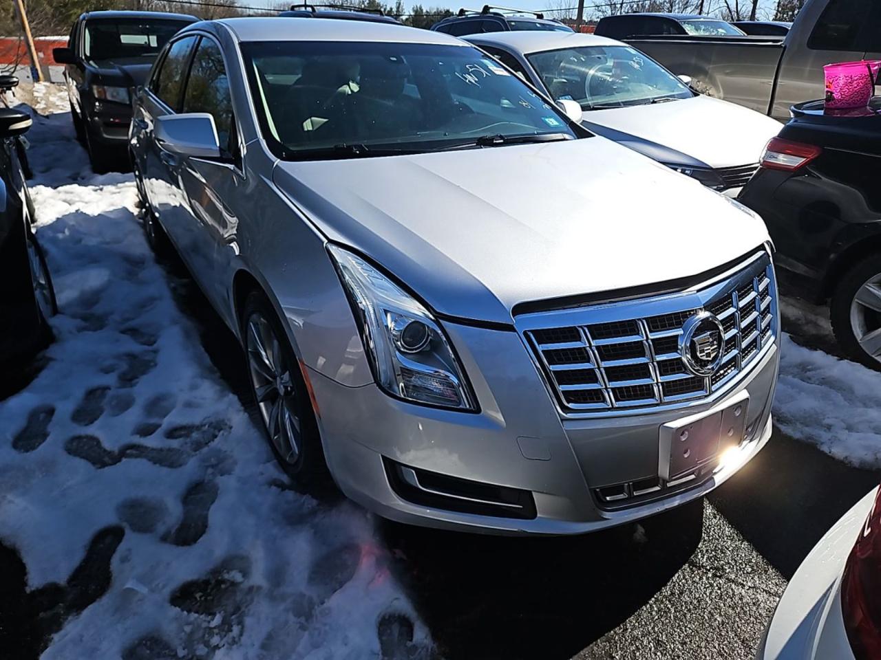 Cadillac XTS 4dr Sdn FWD 2013
