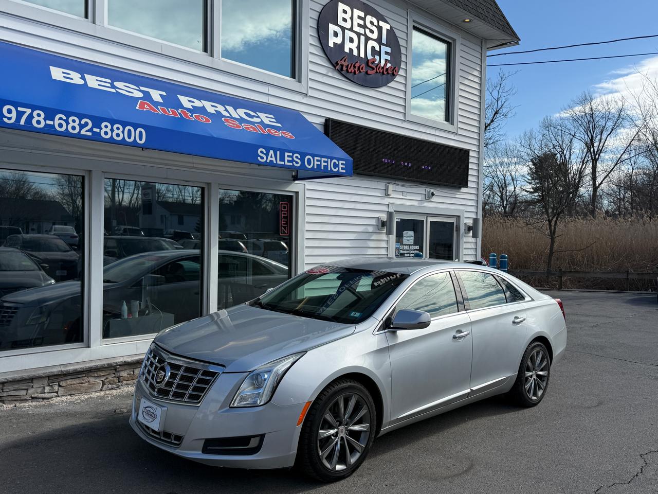 2013 Cadillac XTS 4dr Sdn FWD