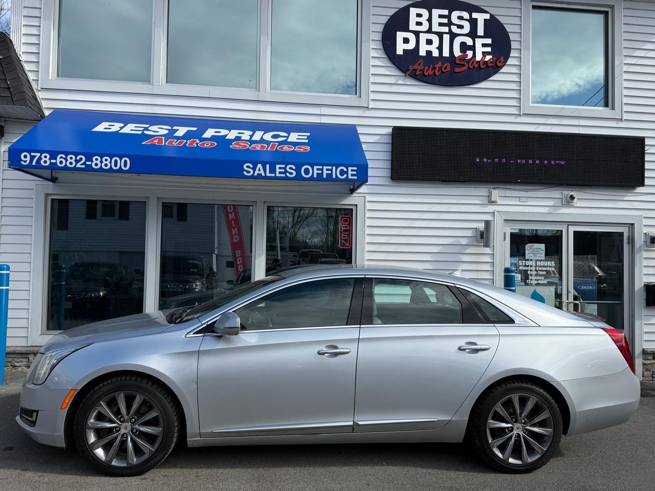 Cadillac XTS 4dr Sdn FWD 2013