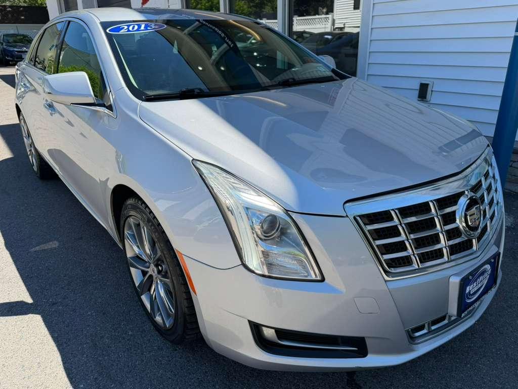 Cadillac XTS 4dr Sdn FWD 2013