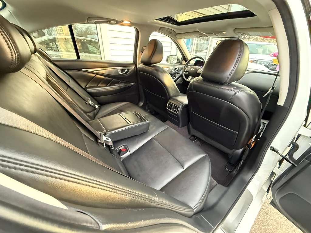 Infiniti Q50 3.0t Premium AWD 2017