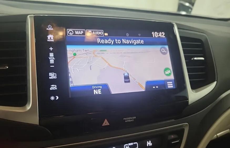 Honda Ridgeline RTL-T 4x4 Crew Cab 5.3' Bed 2017