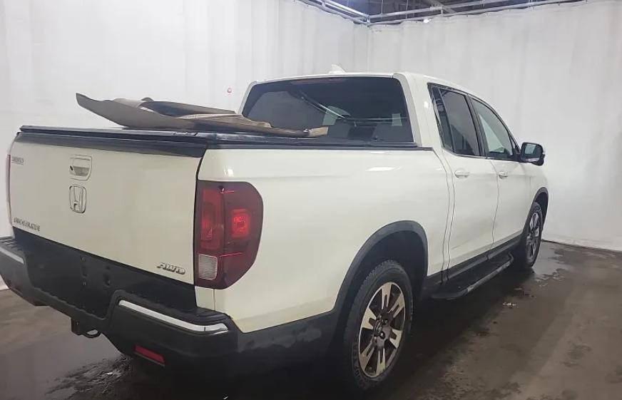 Honda Ridgeline RTL-T 4x4 Crew Cab 5.3' Bed 2017