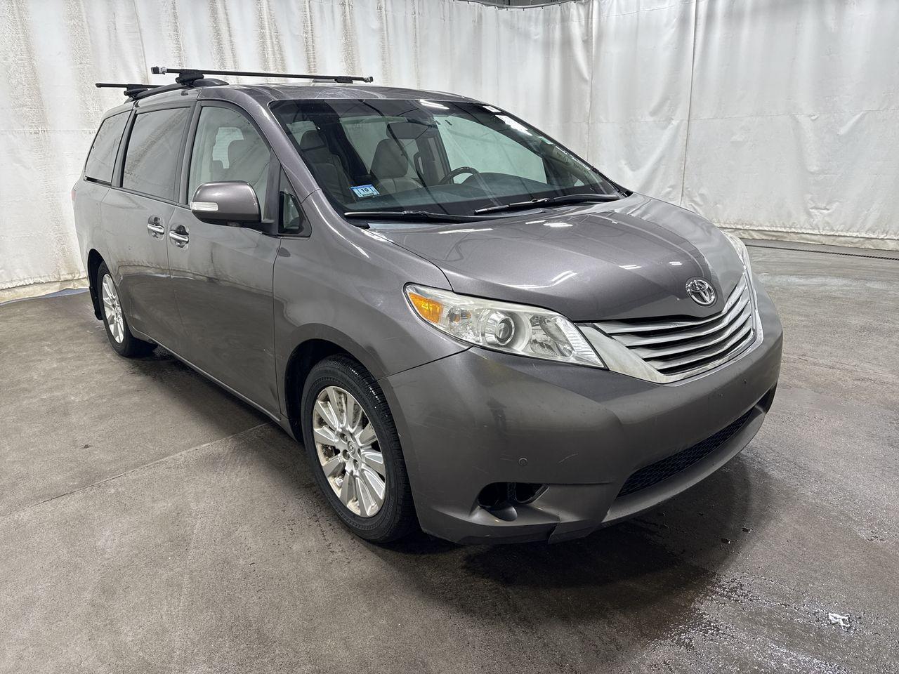 Toyota Sienna 5dr 7-Pass Van V6 Ltd AWD (Natl) 2014