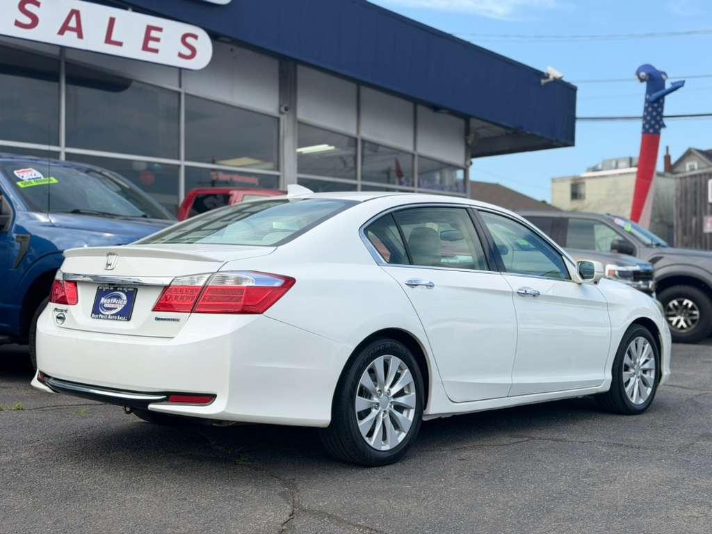 Honda Accord Plug-in Hybrid 4dr Sdn 2014