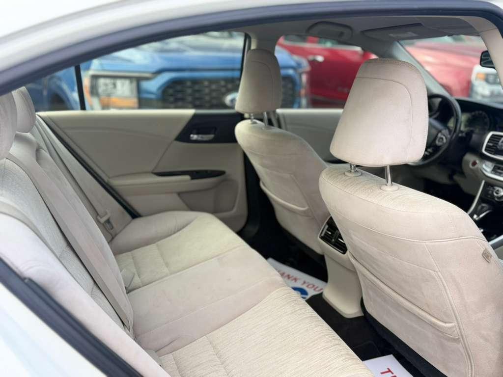 Honda Accord Plug-in Hybrid 4dr Sdn 2014