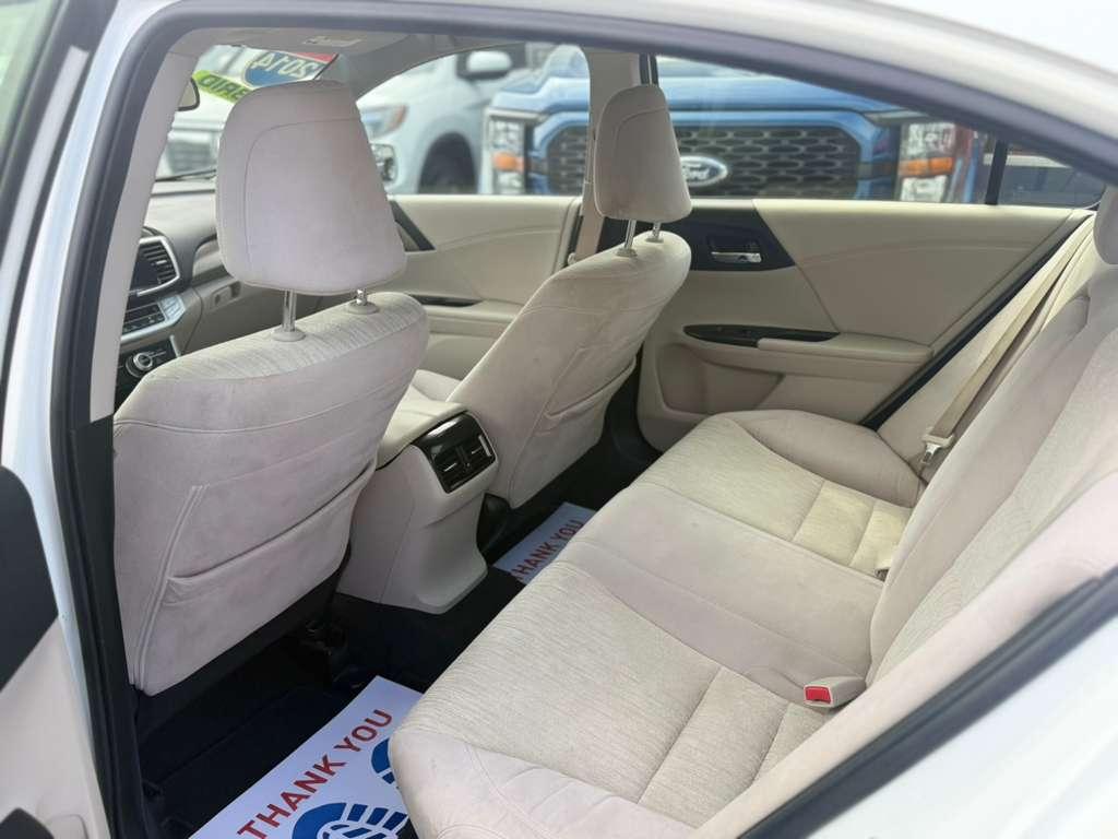 Honda Accord Plug-in Hybrid 4dr Sdn 2014