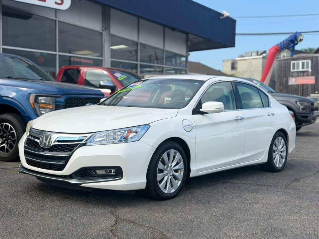 Honda Accord Plug-in Hybrid 4dr Sdn 2014