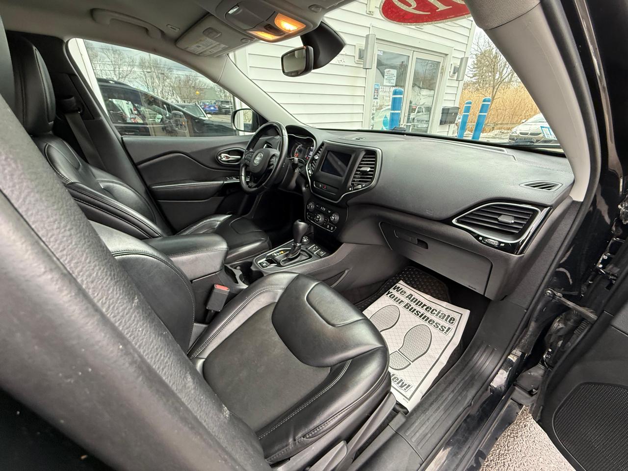 Jeep Cherokee Altitude 4x4 2019