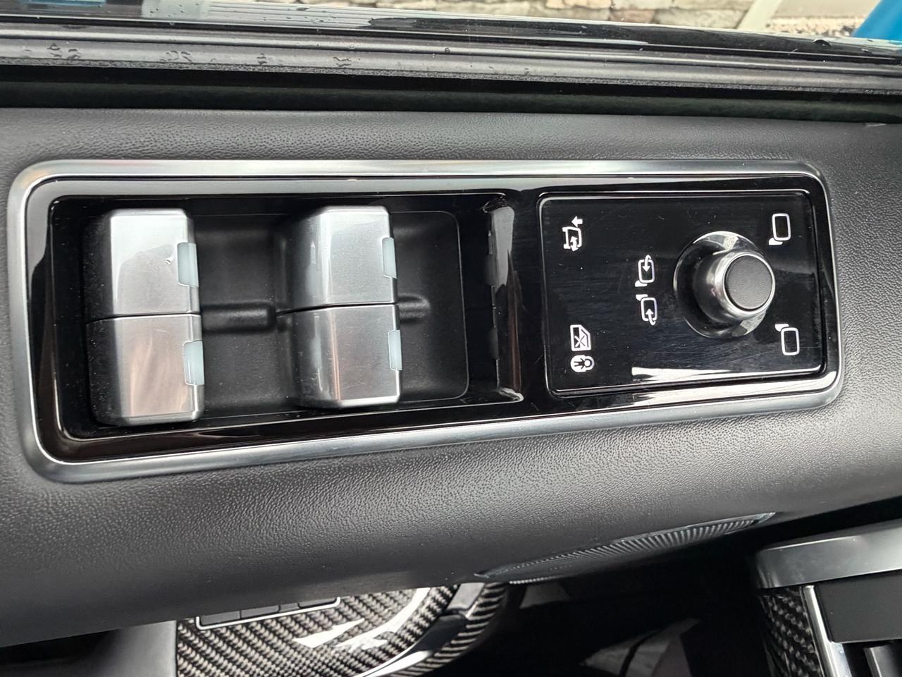 Land Rover Range Rover Sport V8 Supercharged SVR 2020