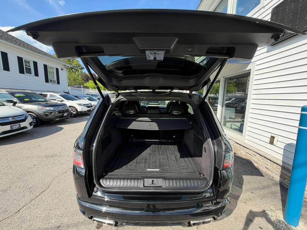 Land Rover Range Rover Sport V8 Supercharged SVR 2020