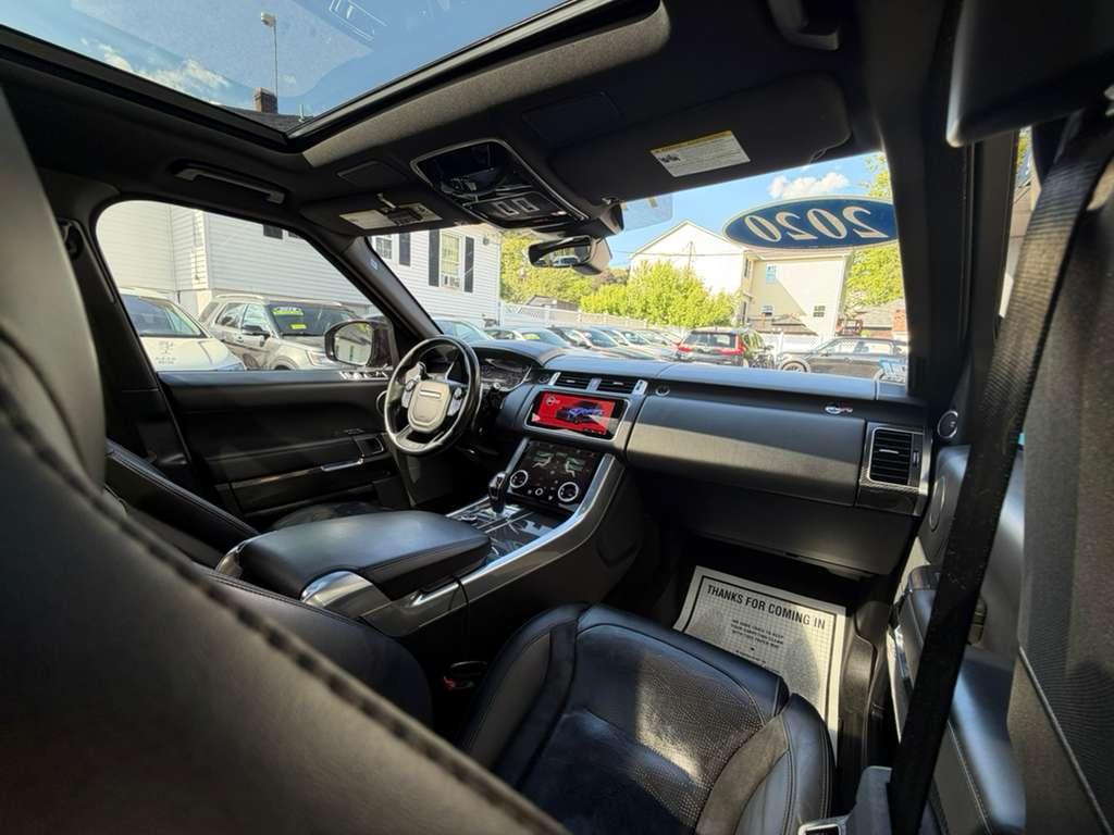 Land Rover Range Rover Sport V8 Supercharged SVR 2020