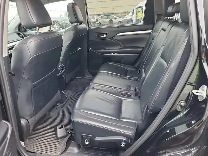 Toyota Highlander XLE V6 AWD (Natl) 2019