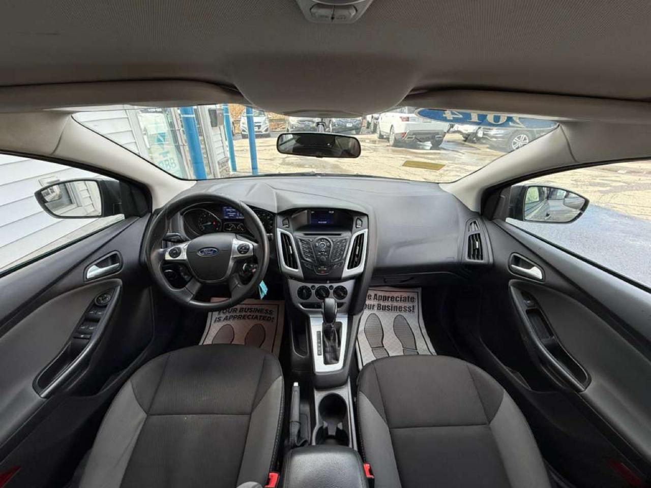 Ford Focus 4dr Sdn SE 2014