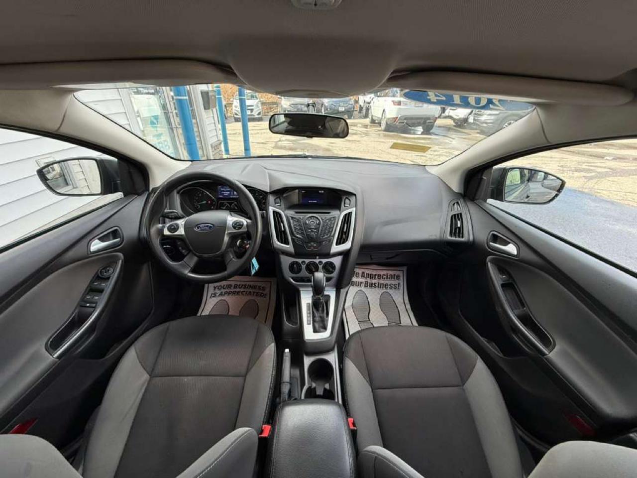 Ford Focus 4dr Sdn SE 2014