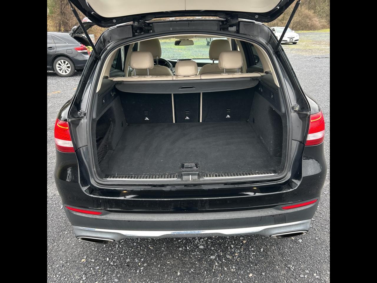 Mercedes-Benz GLC GLC 300 4MATIC SUV 2019