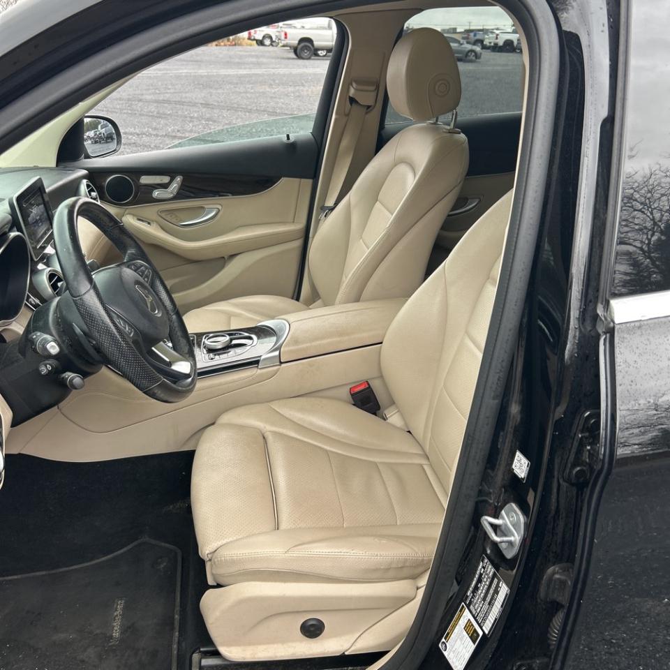 Mercedes-Benz GLC GLC 300 4MATIC SUV 2019