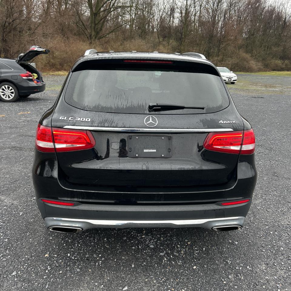 Mercedes-Benz GLC GLC 300 4MATIC SUV 2019