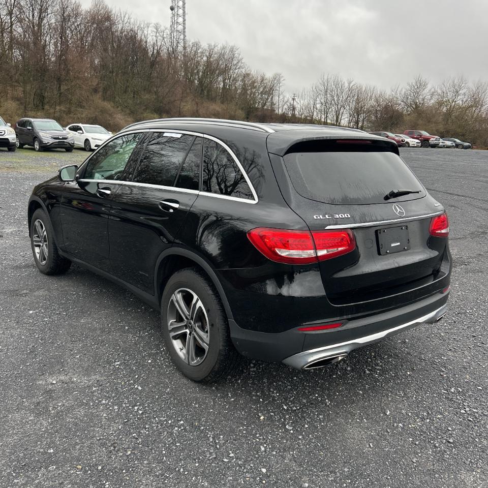 Mercedes-Benz GLC GLC 300 4MATIC SUV 2019