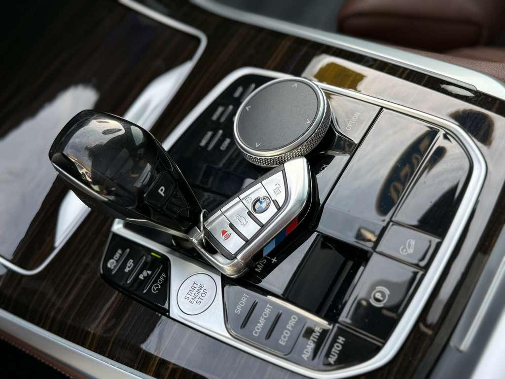 BMW X5 M50i Sports Activity Vehicle 2020