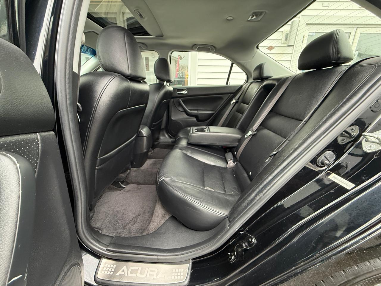 Acura TSX 4dr Sdn Auto Nav 2008