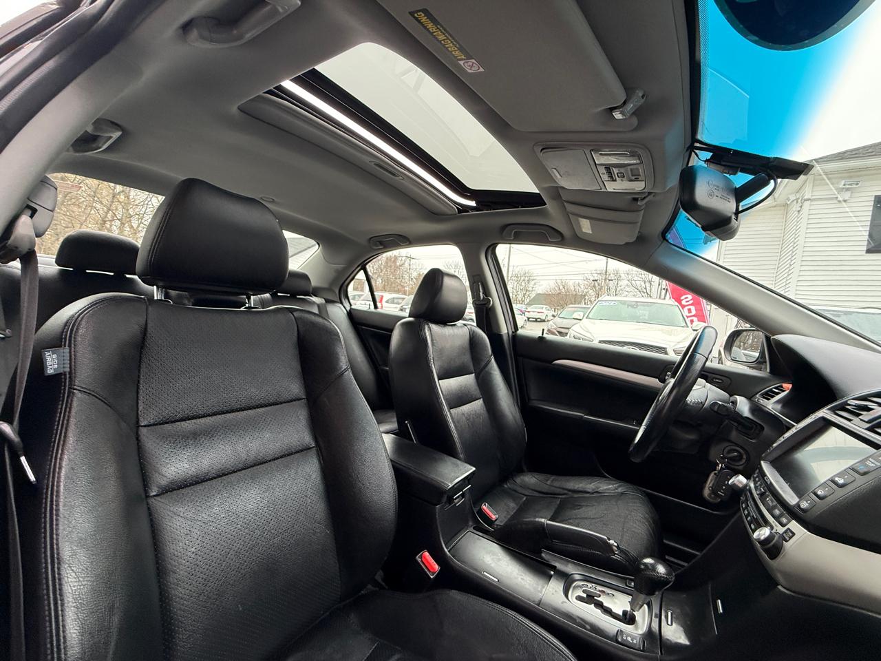 Acura TSX 4dr Sdn Auto Nav 2008