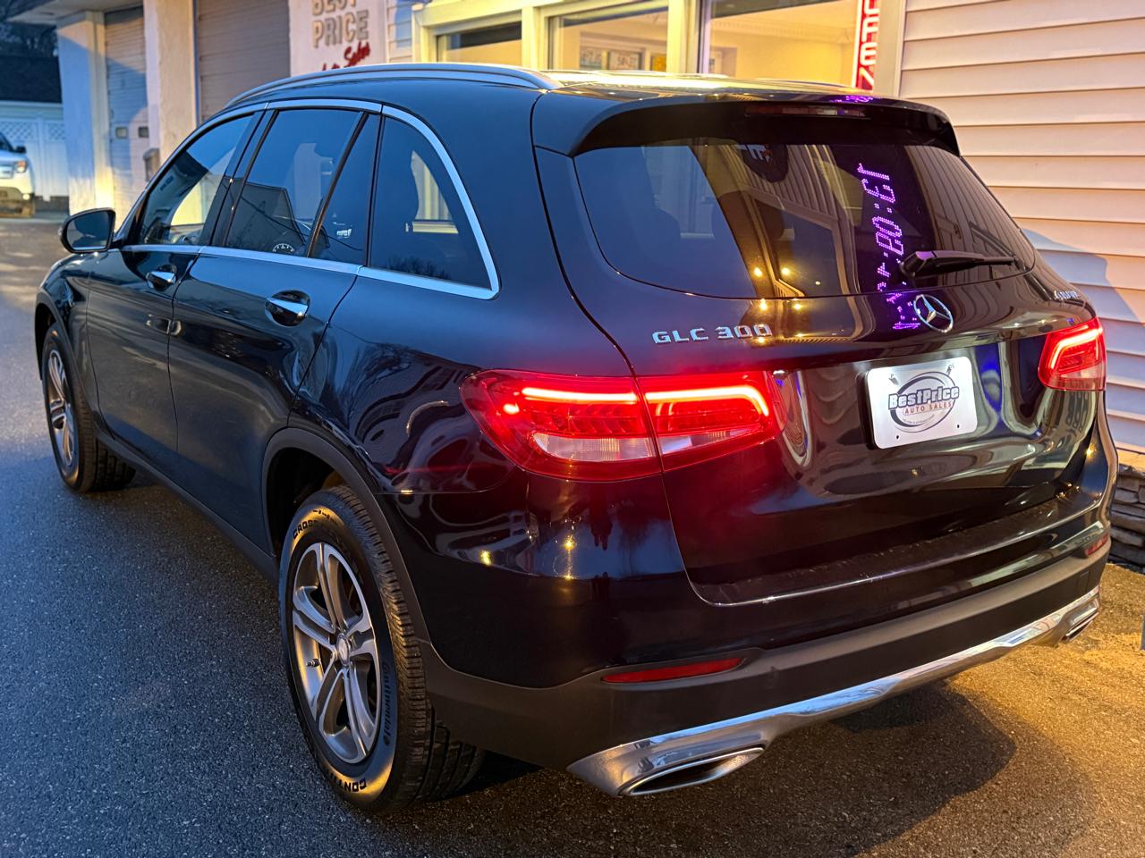 Mercedes-Benz GLC 4MATIC 4dr GLC 300 2016