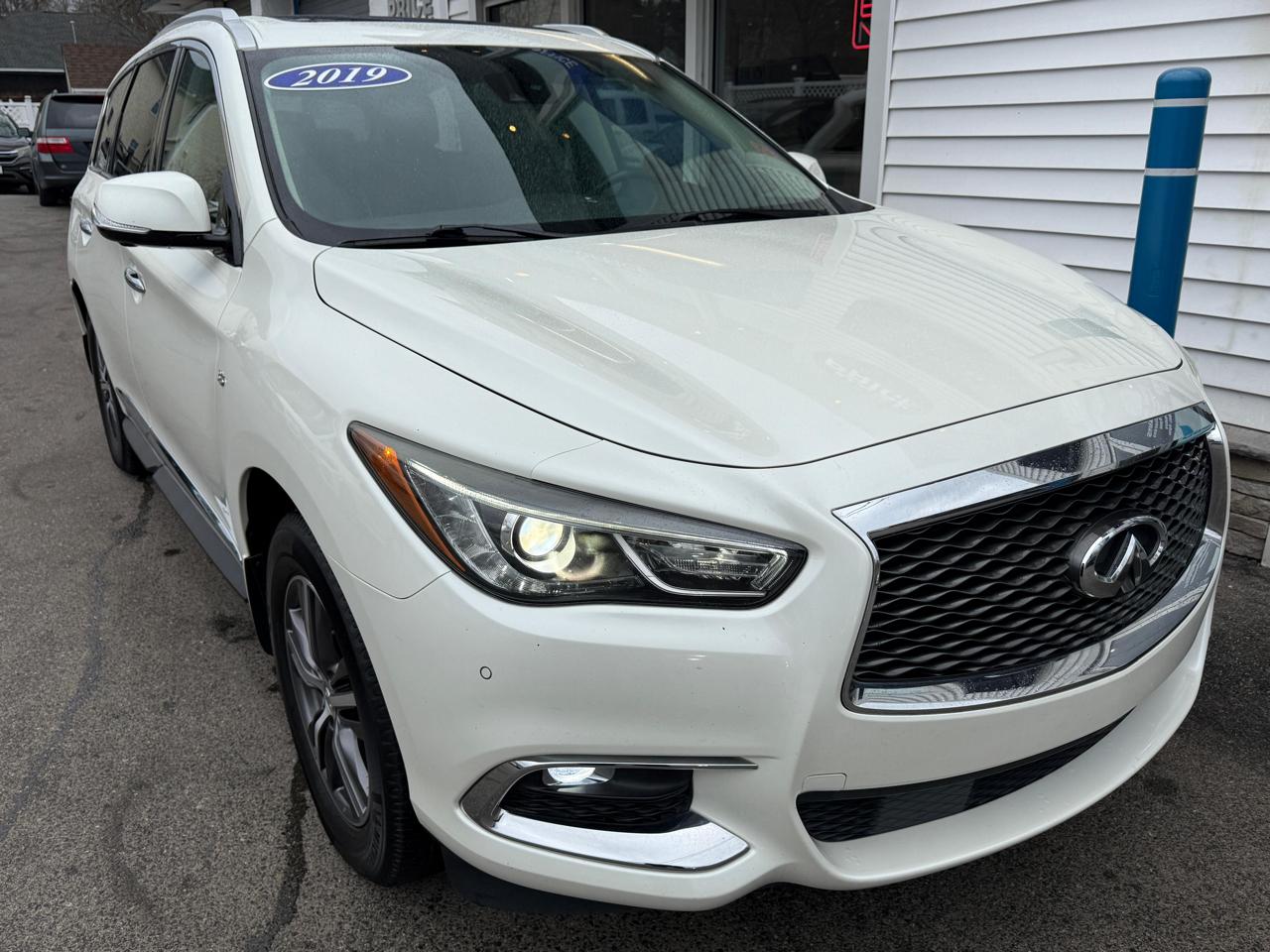 Infiniti QX60 LUXE AWD 2019