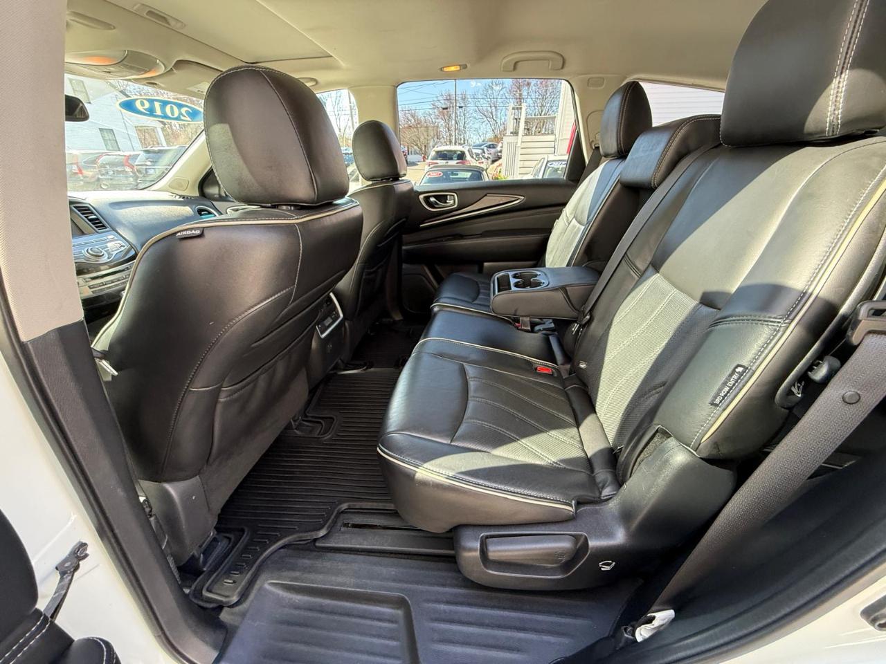 Infiniti QX60 LUXE AWD 2019