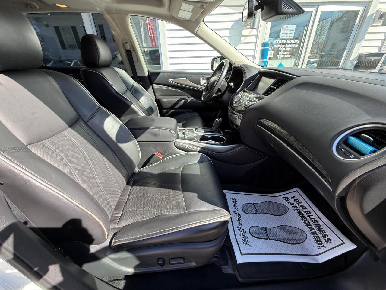 Infiniti QX60 LUXE AWD 2019