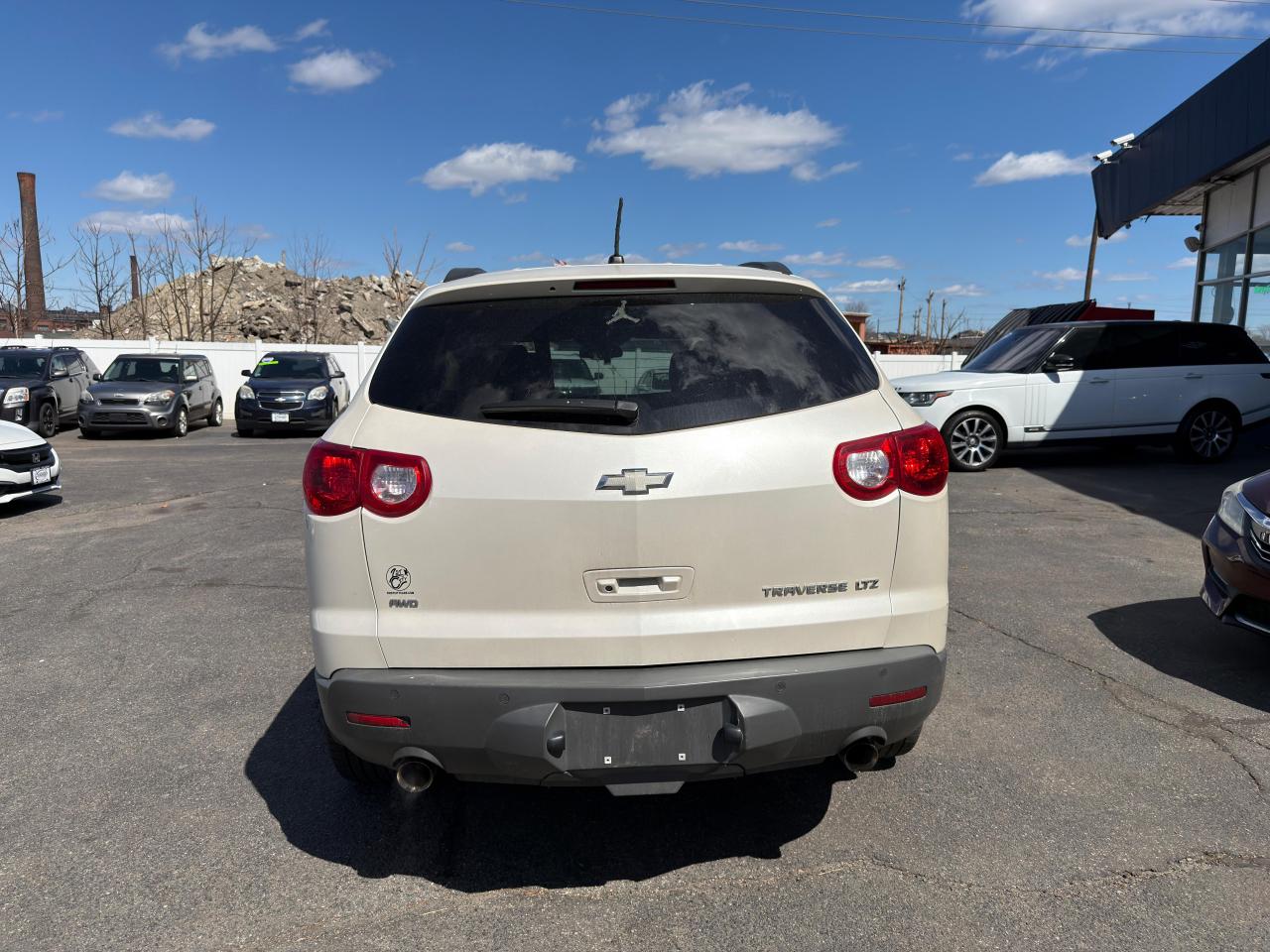 Chevrolet Traverse AWD 4dr LTZ 2012