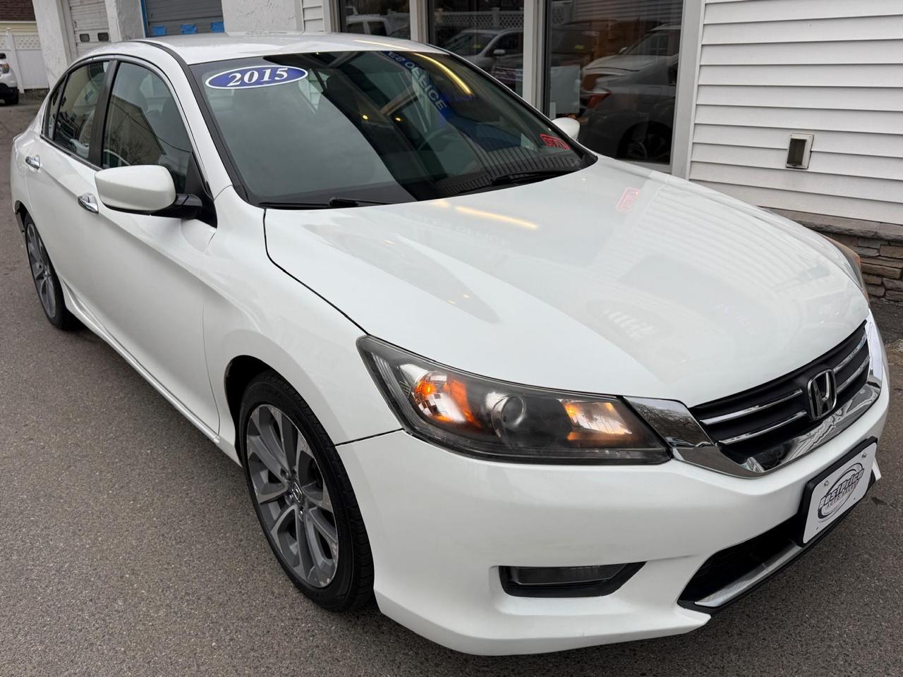 Honda Accord Sedan 4dr I4 CVT Sport 2015