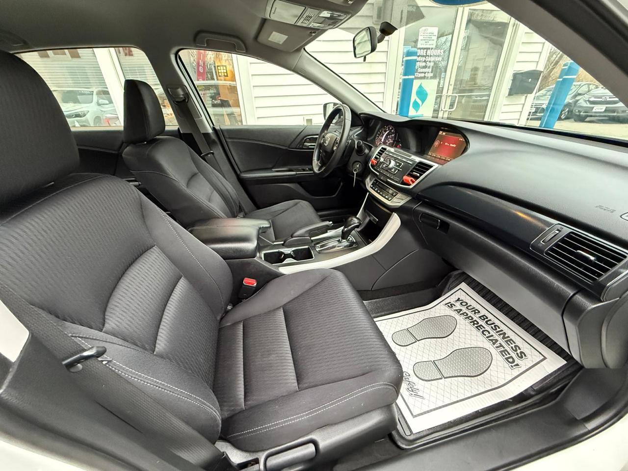 Honda Accord Sedan 4dr I4 CVT Sport 2015