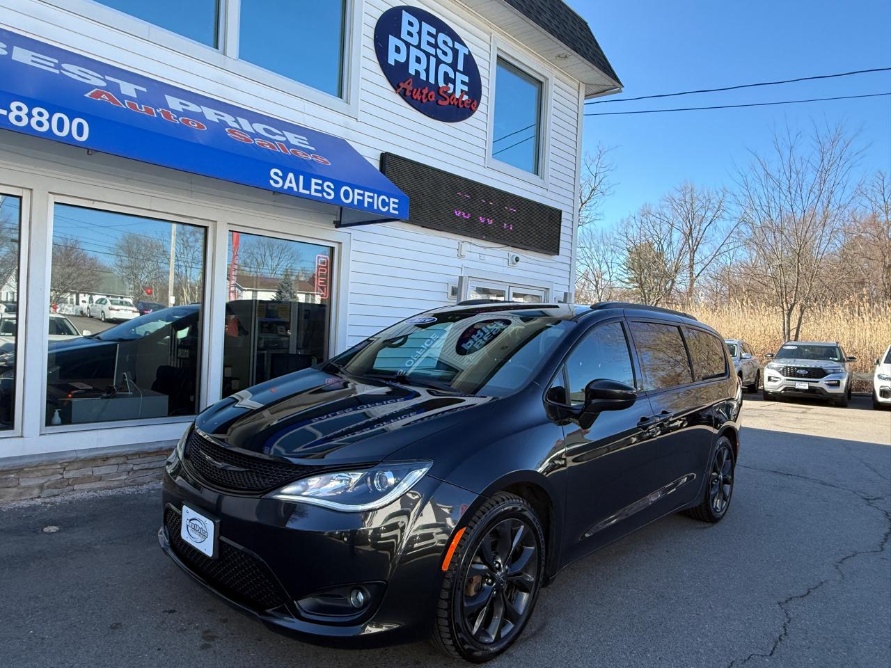 2019 Chrysler Pacifica Touring L FWD