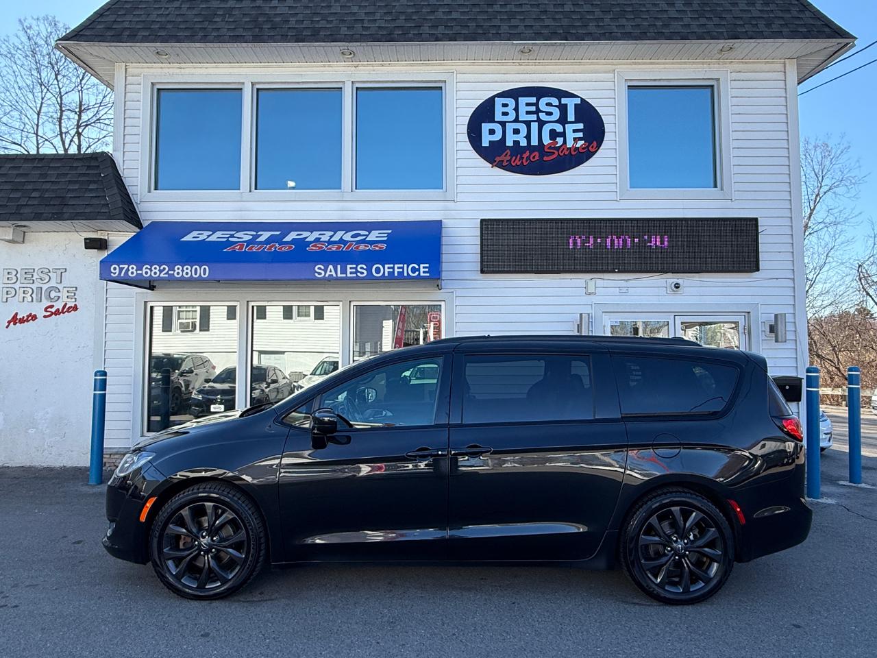 Chrysler Pacifica Touring L FWD 2019