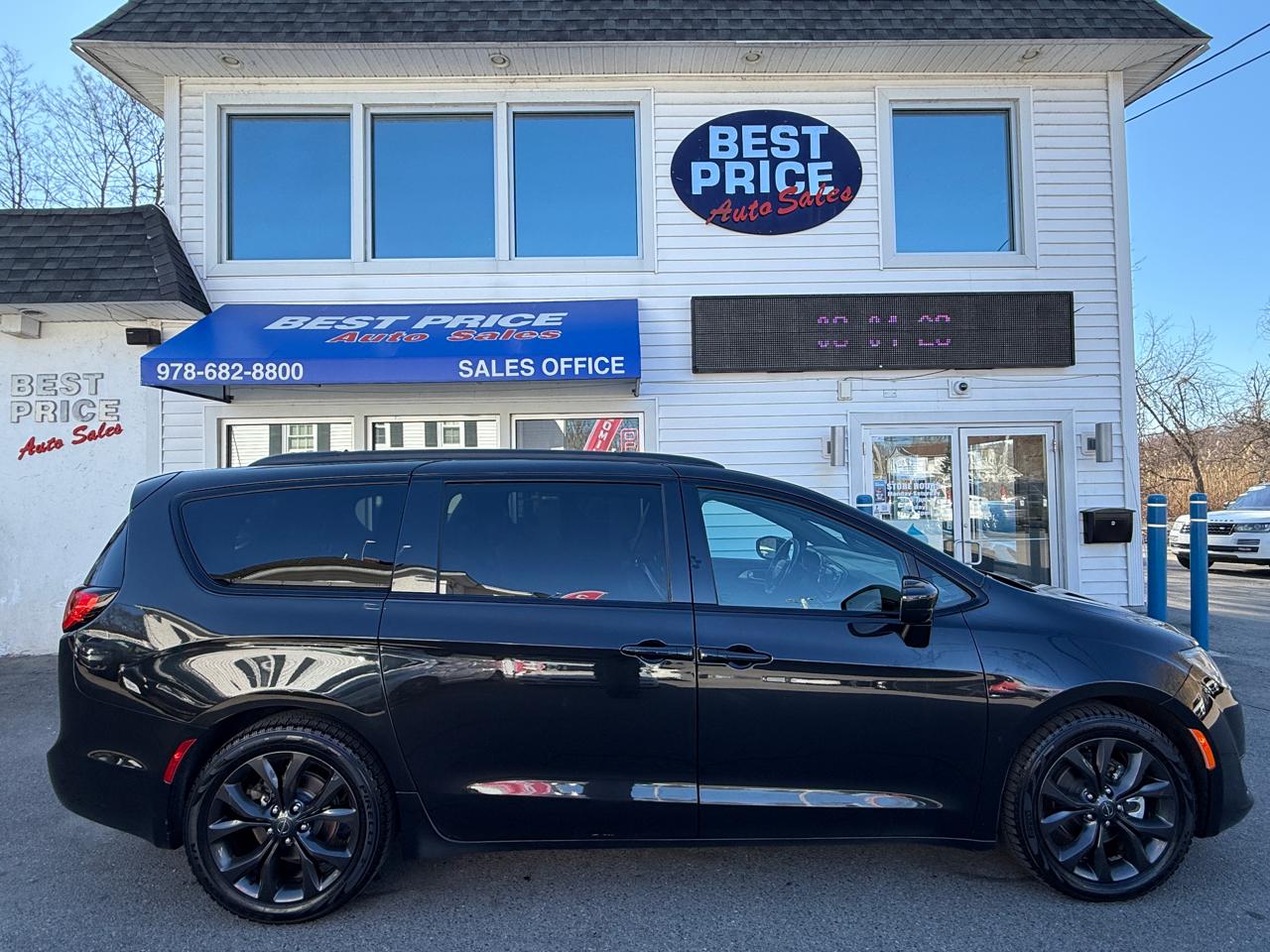 Chrysler Pacifica Touring L FWD 2019