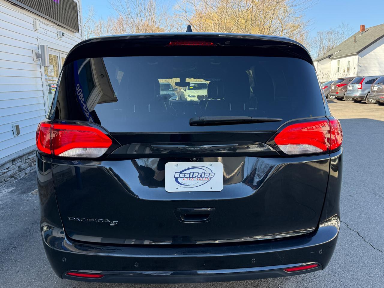 Chrysler Pacifica Touring L FWD 2019