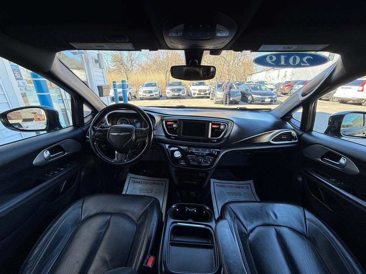 Chrysler Pacifica Touring L FWD 2019