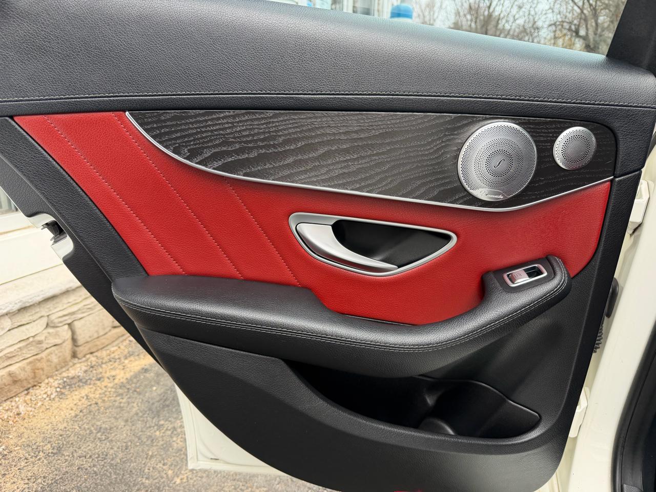 Mercedes-Benz C-Class 4dr Sdn C 300 4MATIC 2015