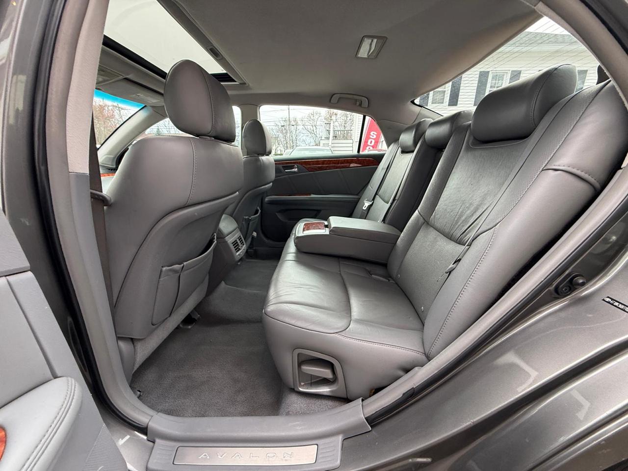 Toyota Avalon 4dr Sdn Touring (Natl) 2007