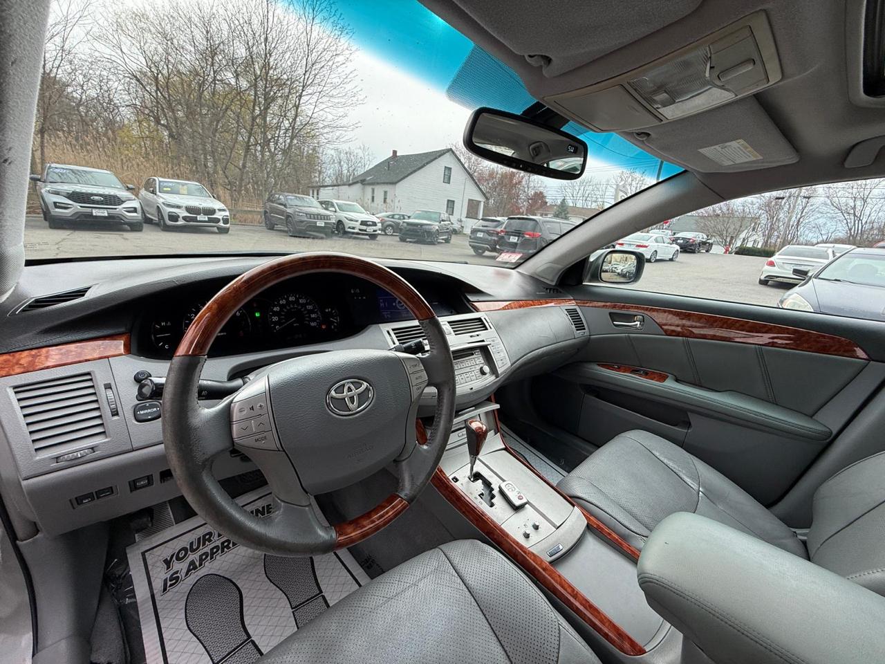 Toyota Avalon 4dr Sdn Touring (Natl) 2007