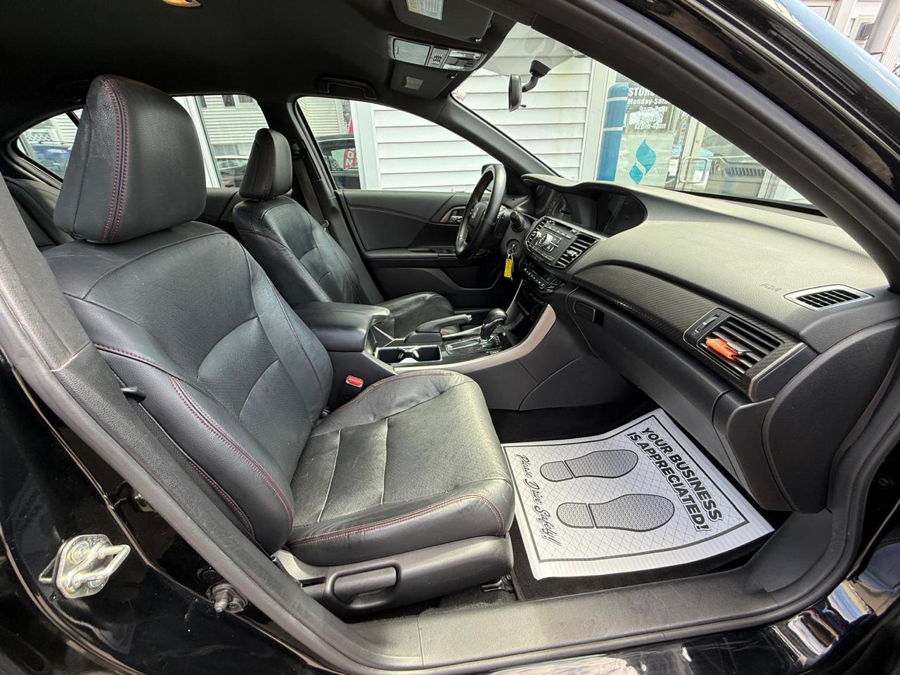 Honda Accord Sedan Sport SE CVT 2017