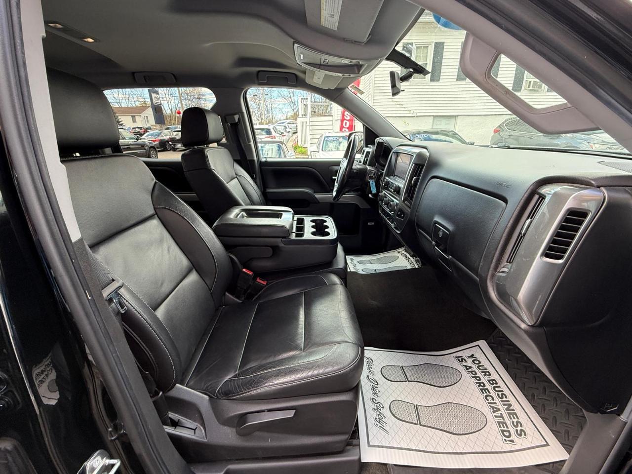 Chevrolet Silverado 1500 4WD Crew Cab 143.5" LT w/2LT 2018