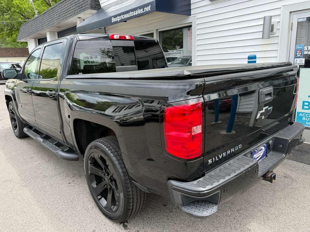 Chevrolet Silverado 1500 4WD Crew Cab 143.5" LT w/2LT 2018