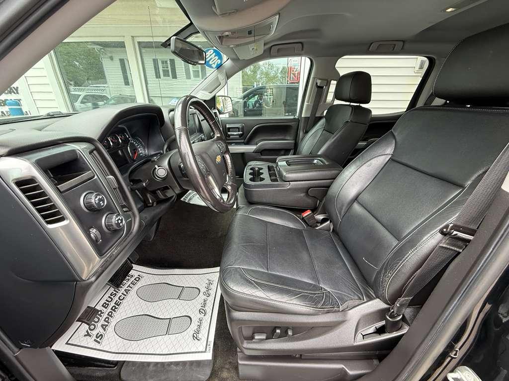 Chevrolet Silverado 1500 4WD Crew Cab 143.5" LT w/2LT 2018